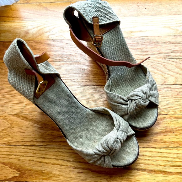 Tory Burch | Shoes | Tory Burch Macy Linen Espadrille Wedge Gold Wash |  Poshmark